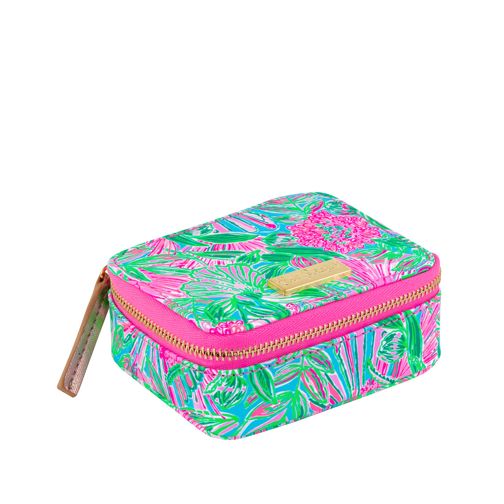 Travel Pill Case, Coming In Hot